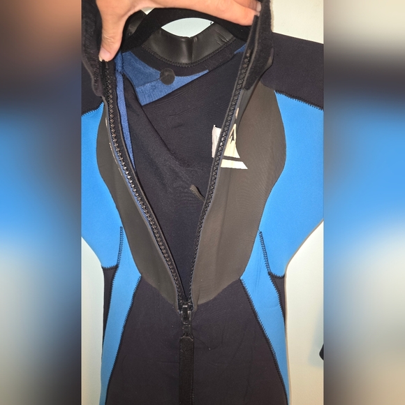 Kids 3/2 Mm Syncro Quiksilver Blue and Black Wetsuit 10 - Picture 8 of 9
